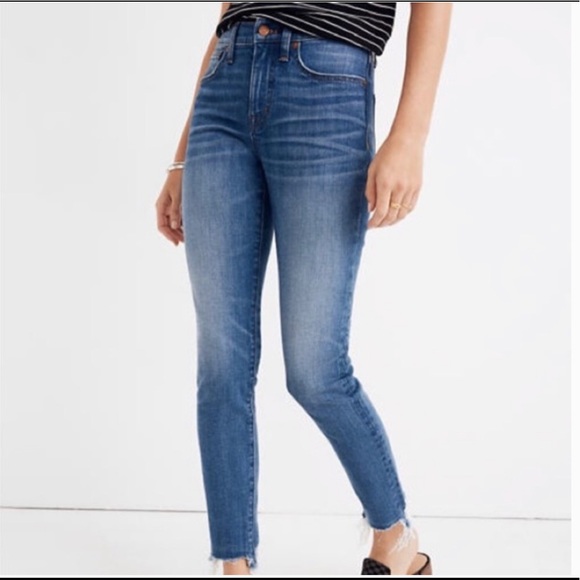 Madewell Denim - Madewell 10” High Rise Skinny Crop Jeans: Raw Hem size  26